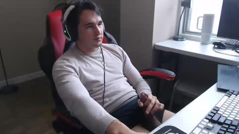 For business or to fuck me contact me boybigcocks Follow my OF  online show from 12.05.24