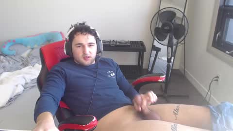 For business or to fuck me contact me boybigcocks Follow my OF  online show from 02.20.25