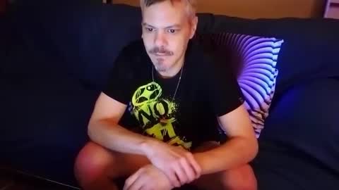 Snapshot of boyblond36 chatting on 12.31.24 Slutty Stud online show from 12.31.24