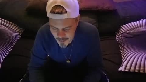 Snapshot of boyblond36 chatting on 02.06.25 Slutty Stud online show from 02.06.25