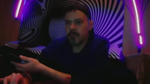 Snapshot of boyblond36 chatting on 02.13.25 Slutty Stud online show from 02.13.25
