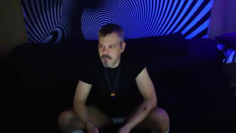 Snapshot of boyblond36 chatting on 02.14.25 Slutty Stud online show from 02.14.25