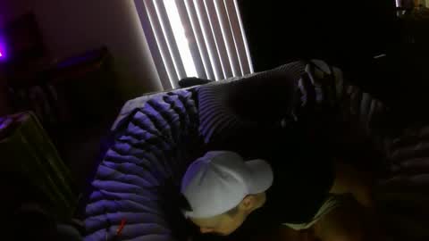 Snapshot of boyblond36 chatting on 02.27.25 Slutty Stud online show from 02.27.25