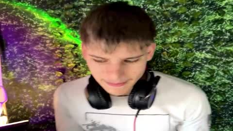 Snapshot of boyblondhetero chatting on 02.20.26 boyblondhetero online show from 02.20.26