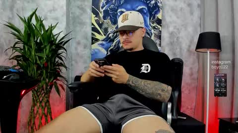 boyc02_ online show from 09.11.25