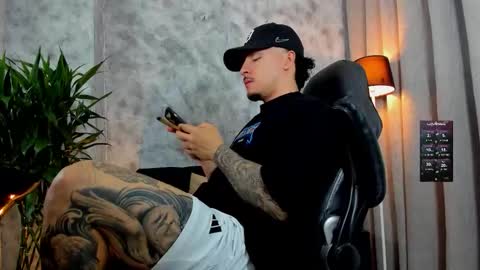 boyc02_ online show from 11.24.25