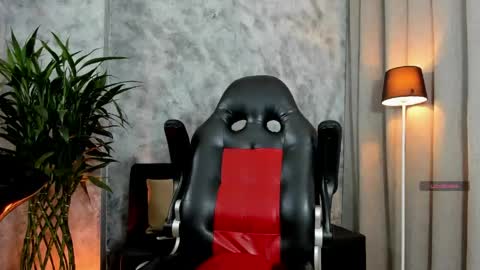 boyc02_ online show from 04.15.26