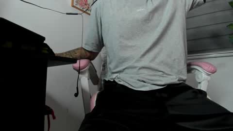 Snapshot of boyhornysex55 chatting on 11.02.25 boyhornysex55 online show from 11.02.25