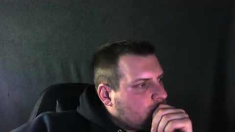 boynextdoooooor online show from 12.15.25