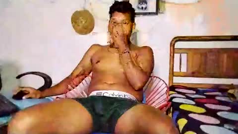 Snapshot of boysex1124 chatting on 12.31.24 andrew online show from 12.31.24