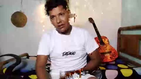 Snapshot of boysex1124 chatting on 02.04.25 andrew online show from 02.04.25