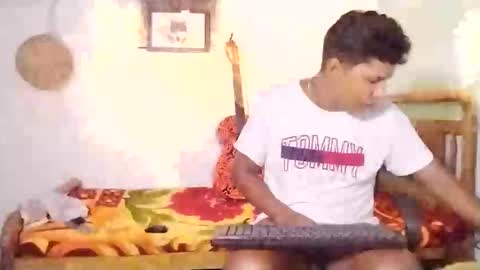 Snapshot of boysex1124 chatting on 02.25.25 andrew online show from 02.25.25