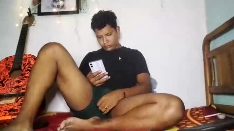 Snapshot of boysex1124 chatting on 03.06.25 andrew online show from 03.06.25