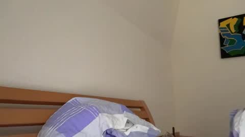 Snapshot of boyslut8 chatting on 10.01.25 boytoyhh online show from 10.01.25