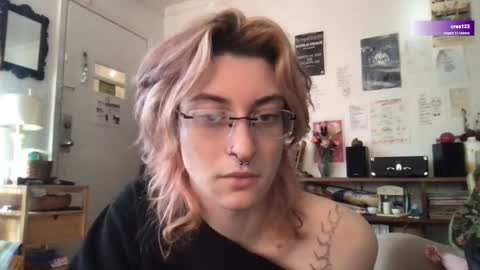 boywithbug online show from 03.12.25