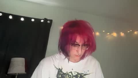 boywithbug online show from 04.04.26