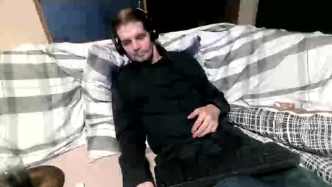 bponie1 online show from 10.04.25