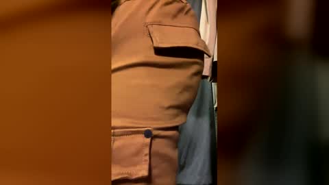 Snapshot of braboy4 chatting on 12.21.25 braboy4 online show from 12.21.25