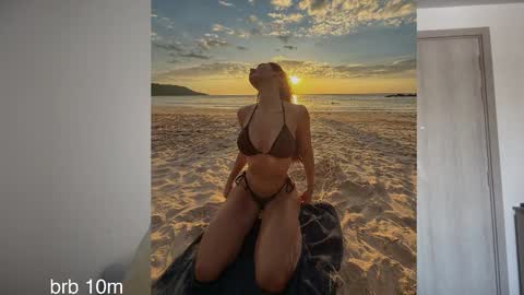 Lana  online show from 02.09.26