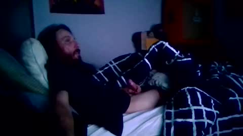 Snapshot of brad1989musiclife chatting on 04.20.26 GuitarBrad1989 online show from 04.20.26