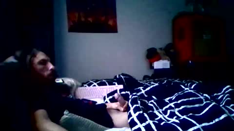 Snapshot of brad1989musiclife chatting on 05.25.26 GuitarBrad1989 online show from 05.25.26