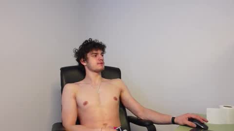 Snapshot of brad_holloway chatting on 02.25.26 BRAD HOLLOWAY online show from 02.25.26