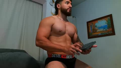 Snapshot of bradley_martinez chatting on 05.21.26 Bradley Martinez online show from 05.21.26