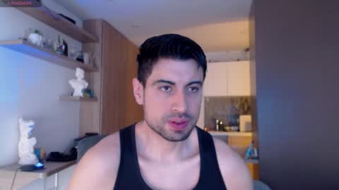 Snapshot of bradley_muscle chatting on 09.29.25 Bradley online show from 09.29.25