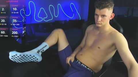 Snapshot of bradmaloney chatting on 04.24.26 brad maloney online show from 04.24.26