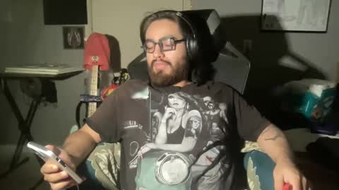 Snapshot of brain80085 chatting on 10.07.25 brain80085 online show from 10.07.25