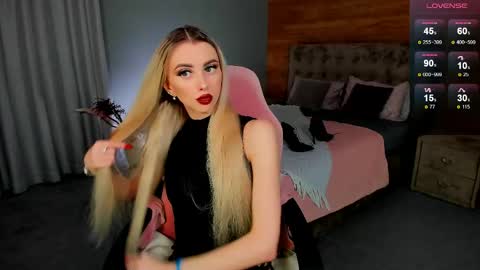 Emilia online show from 04.25.26