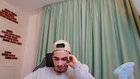 Snapshot of brandontatex chatting on 12.12.24 BrandonTateX online show from 12.12.24