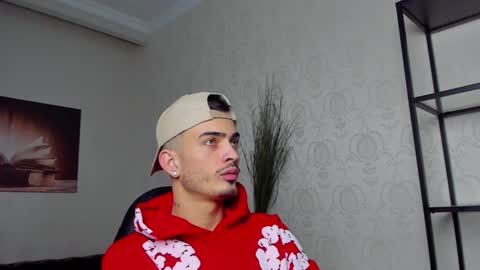 Snapshot of brandontatex chatting on 01.13.25 BrandonTateX online show from 01.13.25