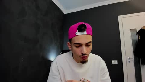Snapshot of brandontatex chatting on 03.04.25 BrandonTateX online show from 03.04.25