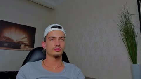 Snapshot of brandontatex chatting on 03.12.25 BrandonTateX online show from 03.12.25