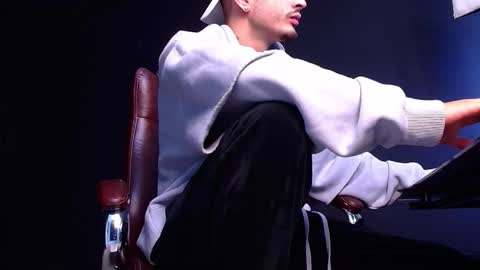 Snapshot of brandontatex chatting on 09.26.25 BrandonTateX online show from 09.26.25