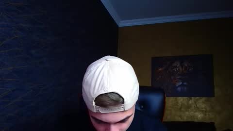 Snapshot of brandontatex chatting on 10.03.25 BrandonTateX online show from 10.03.25