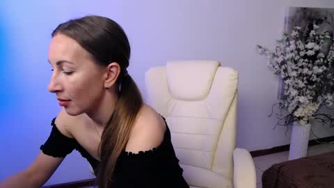 Snapshot of brandy_gem chatting on 05.28.26 Brandy Gem online show from 05.28.26