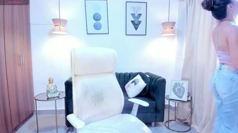 brandy priscot online show from 11.23.25