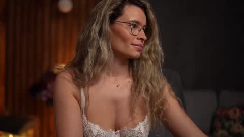 Alex online show from 12.22.24