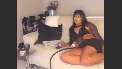 Snapshot of brattytransfemme chatting on 05.14.26 sasha ali online show from 05.14.26