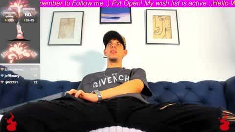 Snapshot of brayhambrown chatting on 01.25.25 brayhambrown online show from 01.25.25