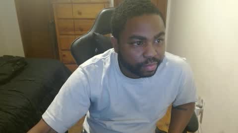 Breadw1nnah online show from 10.15.25