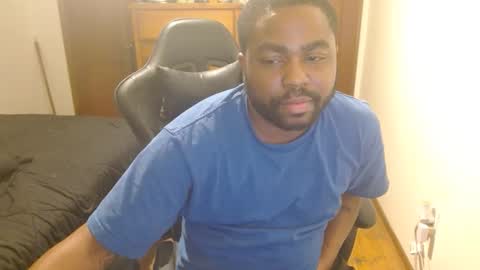 Breadw1nnah online show from 10.18.25