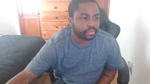 Breadw1nnah online show from 10.26.25