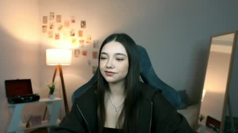 Rachel online show from 04.10.26