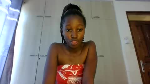 Snapshot of breezykan123 chatting on 01.07.25 breelia online show from 01.07.25