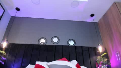   online show from 03.26.26