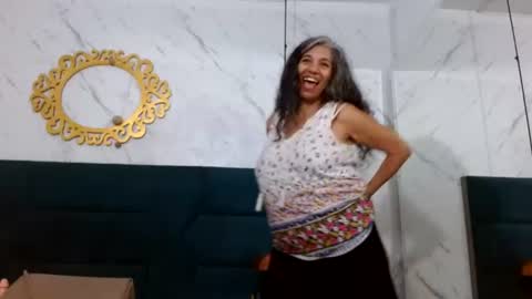 BRENDA VELASQUEZ online show from 06.12.26