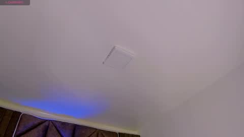 B R I A  online show from 09.15.25